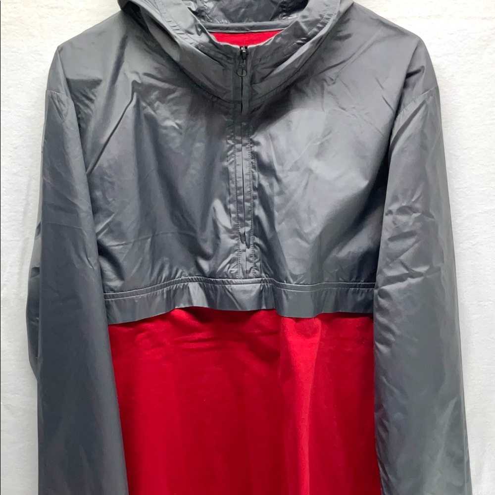 Under Armour Men’s Hybrid Windbreaker Athleticwear